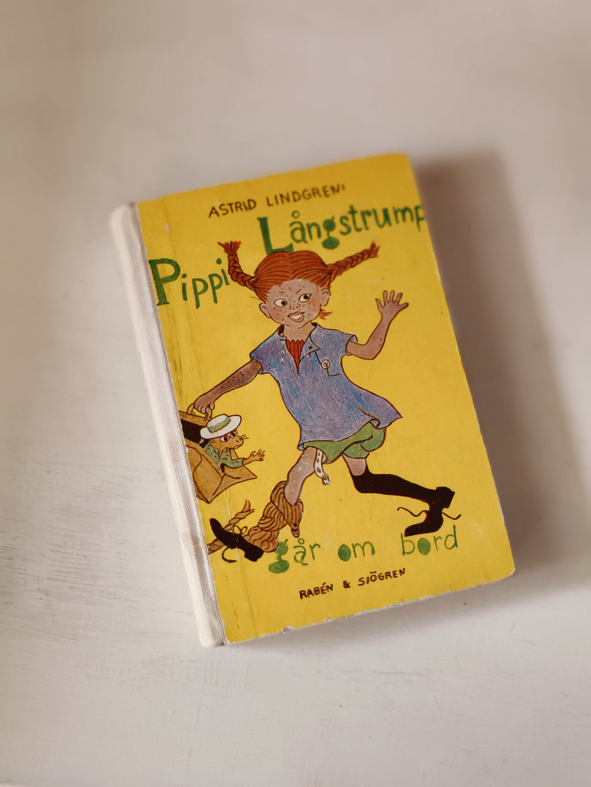 Peppi Pitkätossu, Pippi Långstrump Går om bord